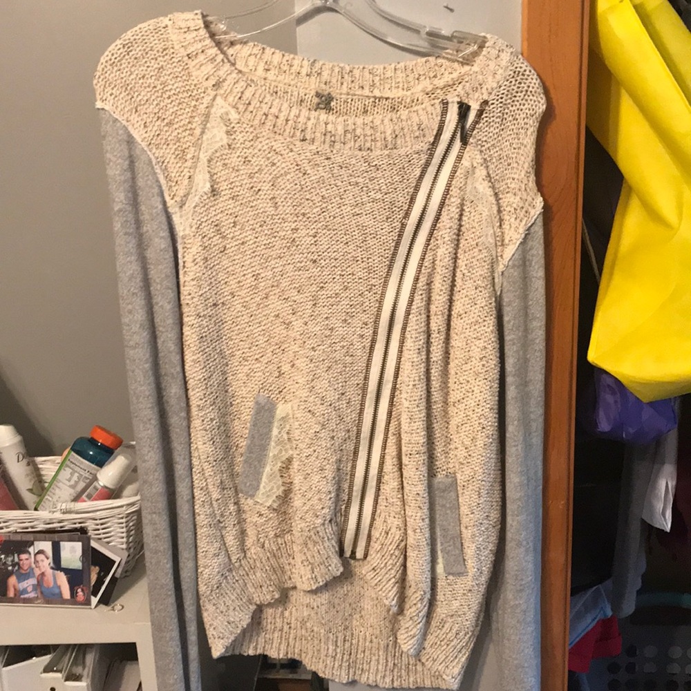 BKE Sweater